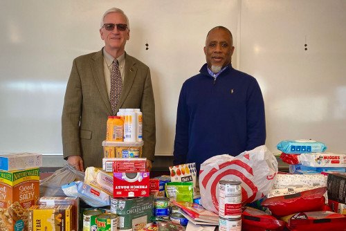 Lindenwood Donates Care Packages to Overseas Troops